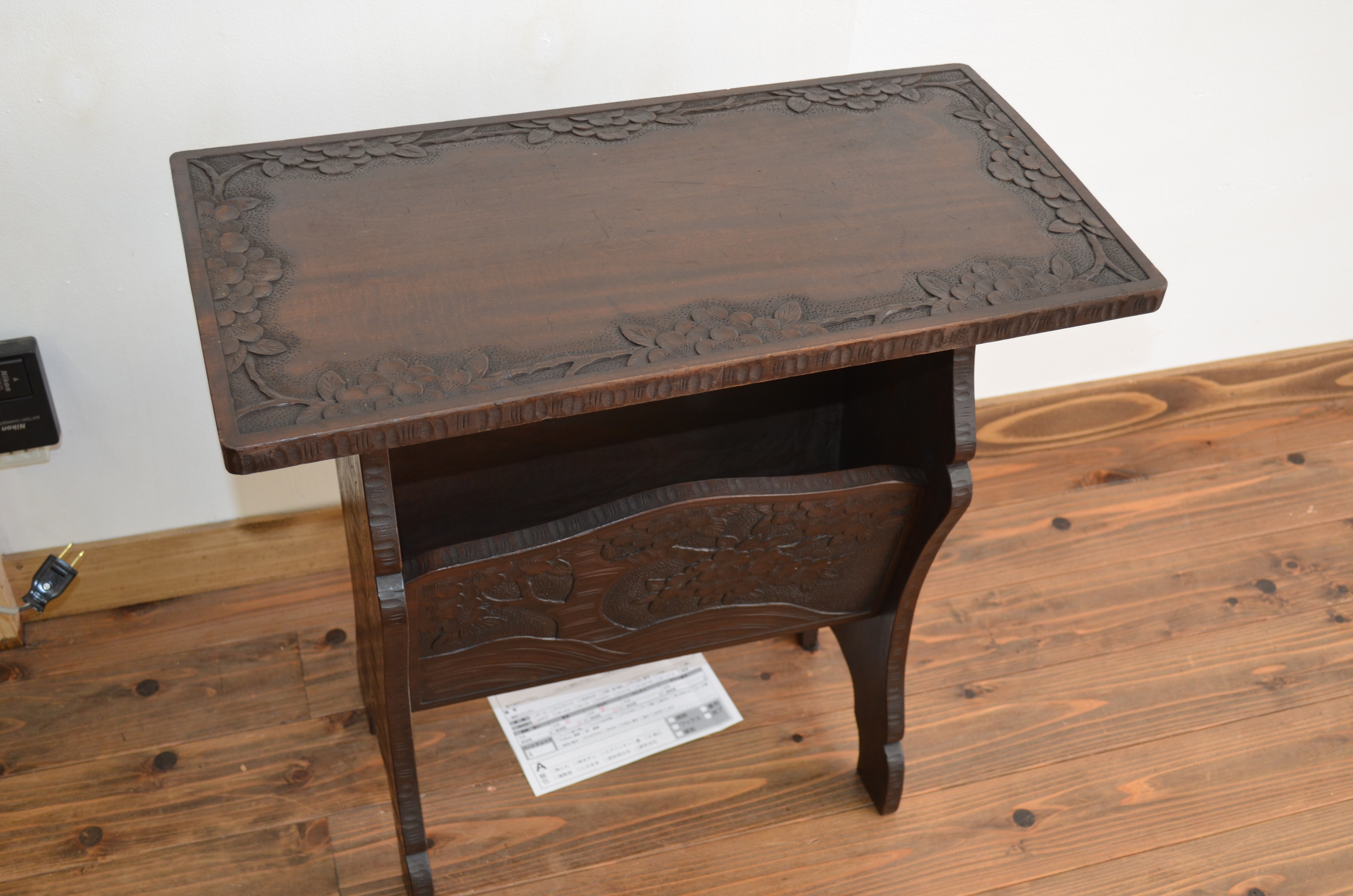 軽井沢彫 マガジンラック 軽井沢彫 マガジンラック 軽井沢彫の家具商品